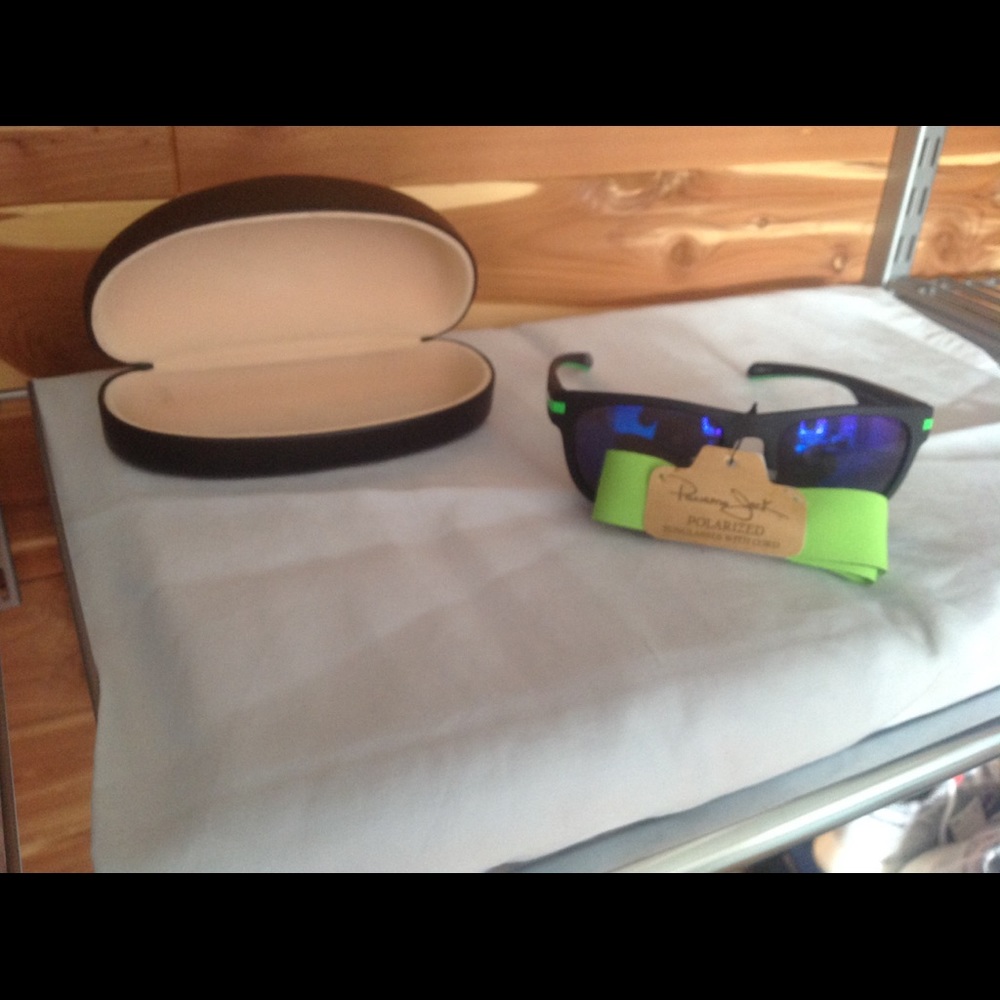 Panama Jack Polarized Sunglasses